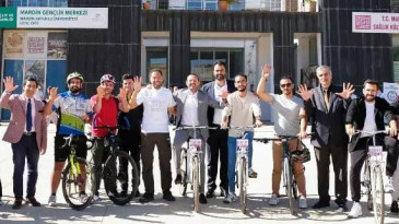 MAÜ’de Sıradışı Karşılama