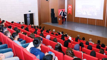 MAÜ’de Oryantasyon Programları Başladı
