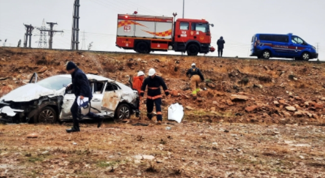 Takla atan otomobilin sürücüsü yaralandı