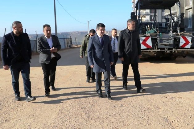 Dolunay Caddesi’nde Asfalt çalışmaları devam ediyor