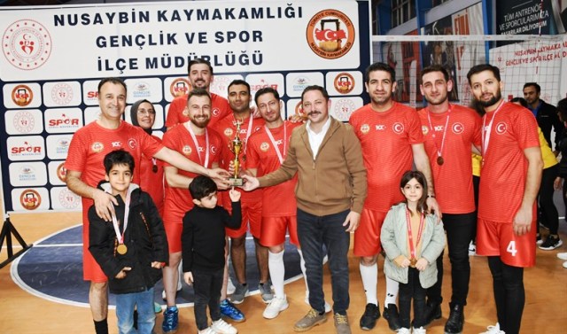 Nusaybin’de Cumhuriyet Kupasında Şampiyon Duruca