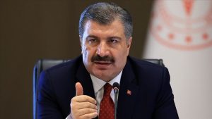 Sağlık Bakanı Fahrettin Koca, “Bağışıklık sistemi baskılanmış hastalarda, yaş gibi