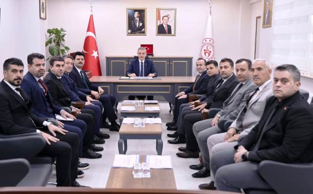 Vali Akkoyun, “Erdemli sporcular yetiştiriyoruz”