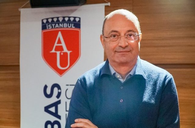Prof. Dr. Levent Doğan: “Virüslere antibiyotik etki etmez”