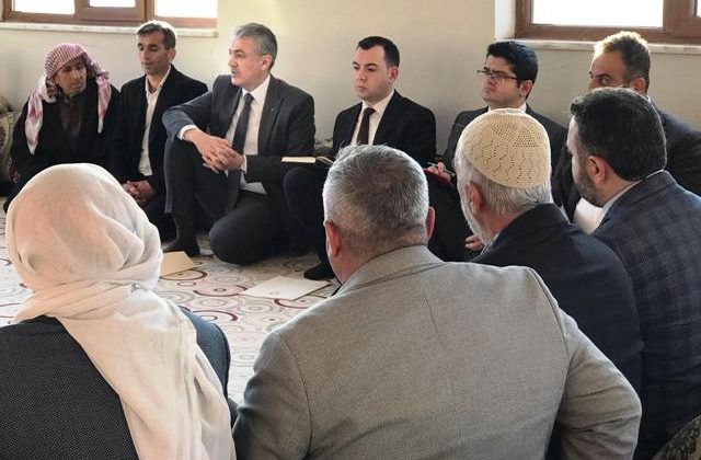 Vali Akkoyun’dan, kırsal mahallelere ziyaret