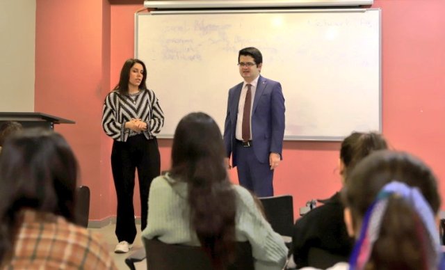 Mardin Büyükşehir Belediyesi Gençlik Merkezi üniversiteye hazırlanan öğrencilere destek olmaya