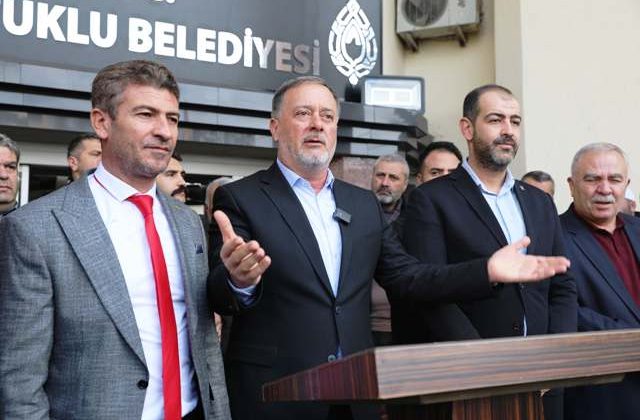 Yüzde 60 Zammı Davul Zurnayla Kutladılar