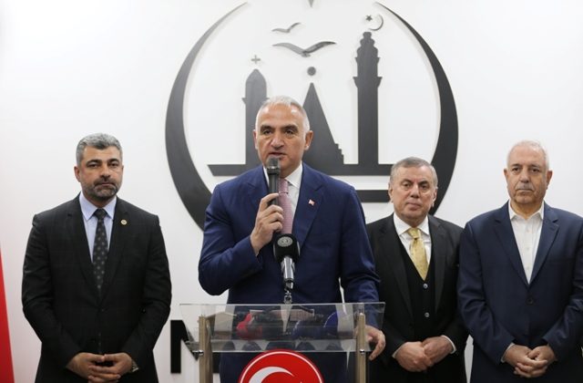 Bakan Ersoy, “Turizmi 12 aya ve 81 ile yayacağız”