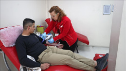 Türk Kızılay iftar sonrası kan bağışında bulunmak isteyenleri bekliyor