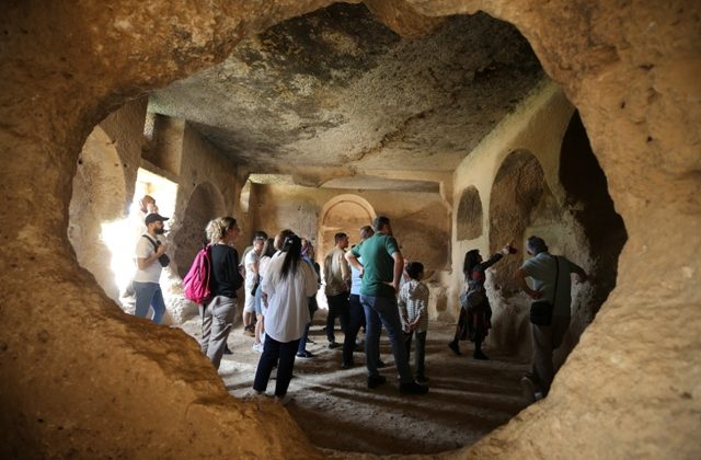 Medeniyetler şehri Mardin bayram tatilinde ziyaretçilerle doldu