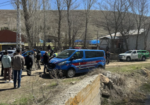 Şanlıurfa, Diyarbakır, Siirt, İstanbul, Bayburt, Burdur ve Mardin’de muhtarlık seçimleriyle