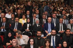 Her yıl farklı ülkelerde düzenlenen Uluslararası Beytülmakdis Akademik Sempozyumu Mardin