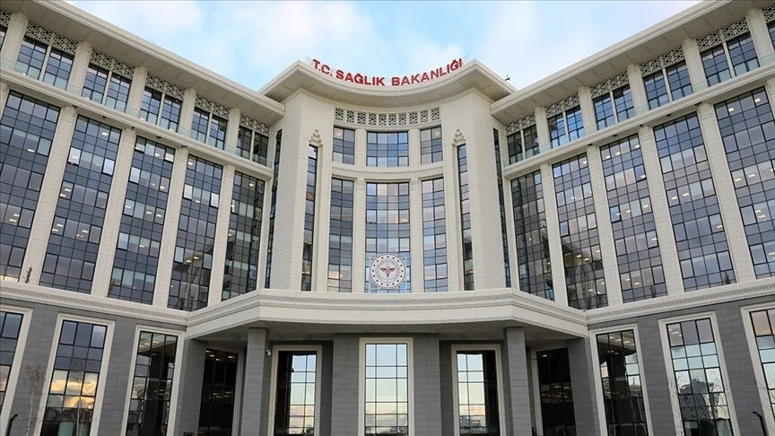 Sağlık Bakanlığı, Ramazan Bayramı’nda 81 ilde sağlık hizmetlerinde aksaklık yaşanmaması,