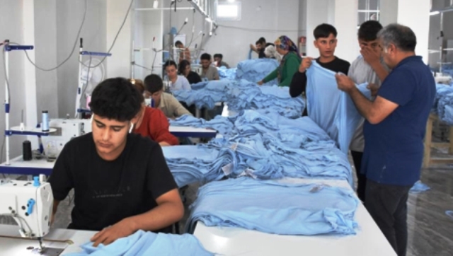 Girişimci kadınları KOSGEB desteğiyle açtıkları atölyelerde istihdam sağlıyor