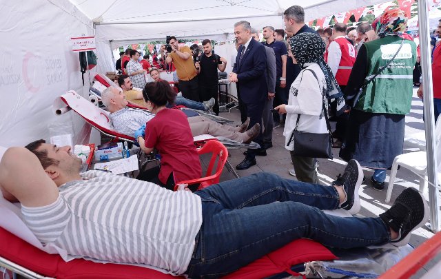 Hedef iki günde 1.047 ünite kan