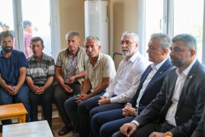 Çalışma ve Sosyal Güvenlik Bakanı Vedat Işıkhan, Mardin’in Mazıdağı ilçesine
