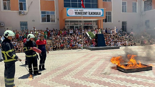 Okullarda Yangın Eğitimi