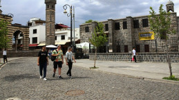 Yurtlar ücretsiz olunca gençler sıcak havaya rağmen Diyarbakır’ı tercih etti
