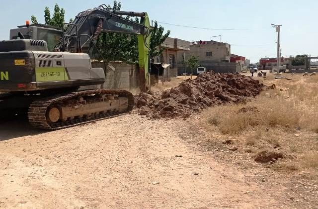 Mahallelerin altyapı çalışmaları bir bir tamamlanıyor