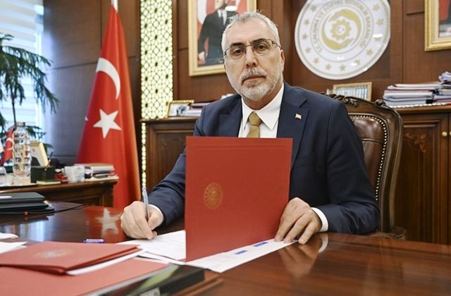 SGK, belediyelerden 96 milyar liralık prim alacağı için harekete geçti