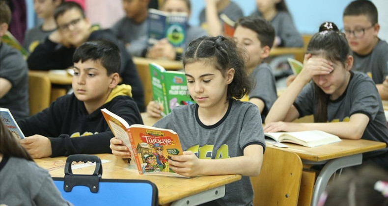 MEB: İlkokullarda sınav saati uygulaması kaldırıldı
