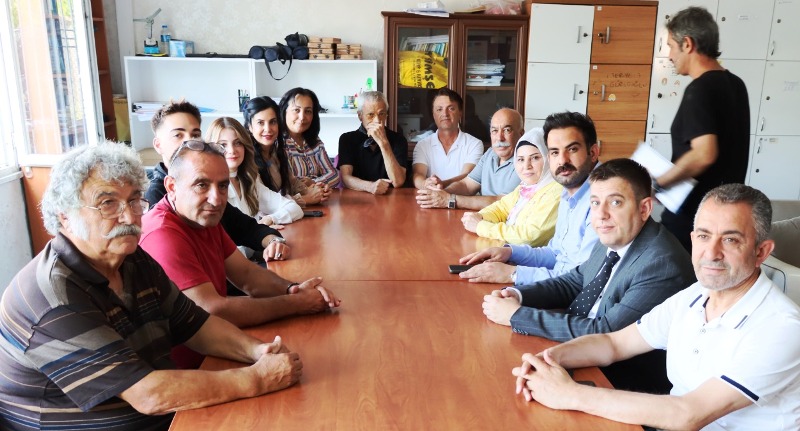 Mardin’in Midyat ilçesinde çekilen başrollerini Davut Demir ve Sevim Levent’in