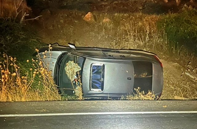 Nusaybin’de otomobil devrildi: 8 kişi yaralandı