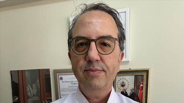Prof. Dr. Alper Şener, mevsim değişimiyle birlikte grip vakalarında artış