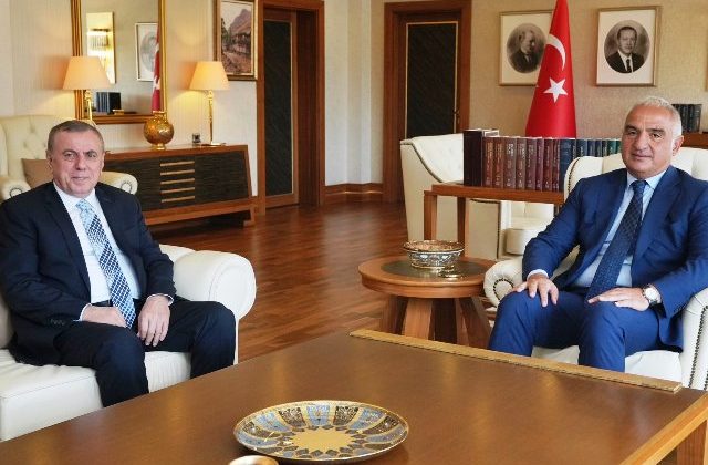 Başkan Şahin’den Bakan Ersoy’a ziyaret 