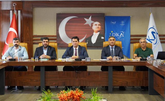 AK Parti Mardin İl Başkanlığı’ndan Tarım ve Enerji Komisyonu: Elektrik
