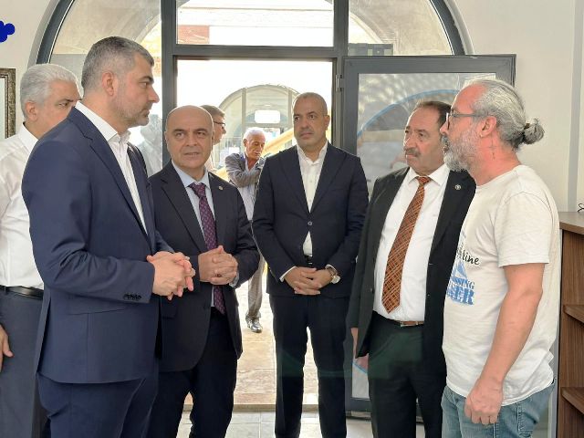 AK Parti Mardin Milletvekili Faruk Kılıç, ilçe ziyaretleri kapsamında Ömerli