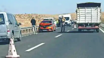 Otomobil ile motosiklet çarpıştı: 1 ölü 4 yaralı