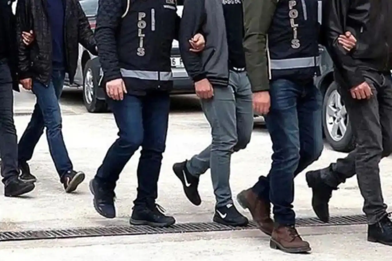 İçişleri Bakanı Ali Yerlikaya, bu sabah DAİŞ’e karşı 25 ilde