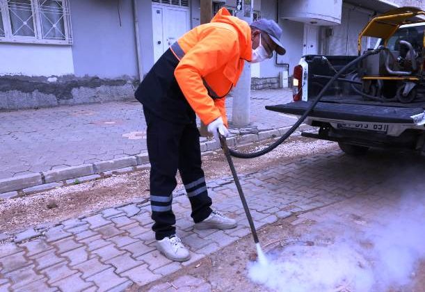 720 Mahallede Kışlak İlaçlama Çalışmaları Başladı