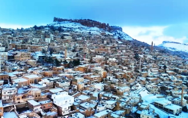 Kar Altındaki Mardin’de Tarih ve Sessizlik Buluştu