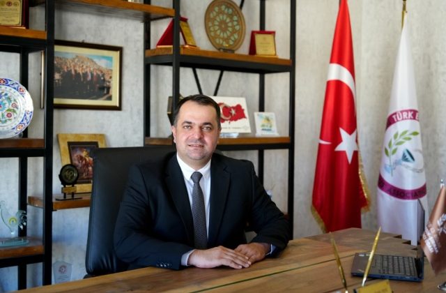 Eczacı Odası Başkanı Fatih Oral: “Midyat’ta Nöbet Sistemi Mevzuata Uygun, Yoğunluk Geçicidir”