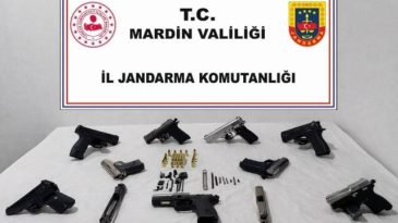 Mardin’de Ruhsatsız Silah Operasyonu: 8 Tabanca Ele Geçirildi
