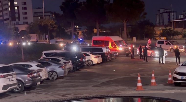 MAÇ ÖNCESİ OTEL ÖNÜNDE YOĞUN SES: PSİKOLOJİK BASKI