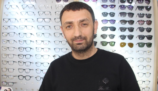 Optisyen Aktolon: Sağlıksız ve standartlara uygun olmayan gözlükler katarakt ve sarı nokta hastalığına neden olabilir