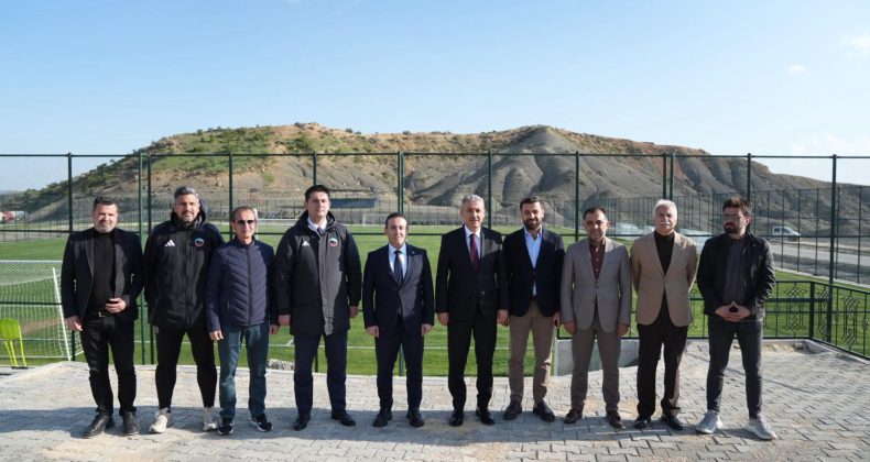 Mardin Valisi Akkoyun’dan Mardin 1969 Spor’a Antrenman Sahası