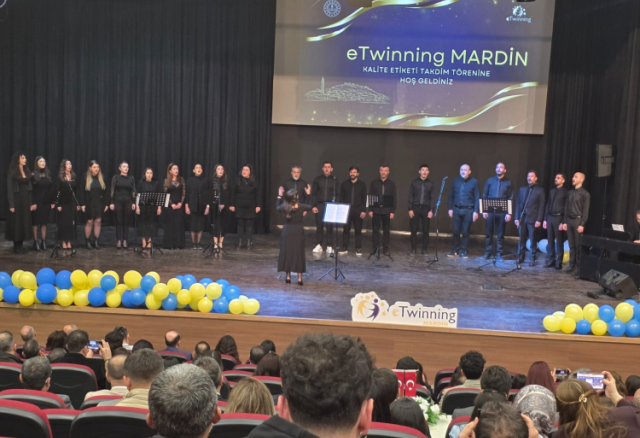 Mardin’de eğitimde dijital köprüler kuruldu