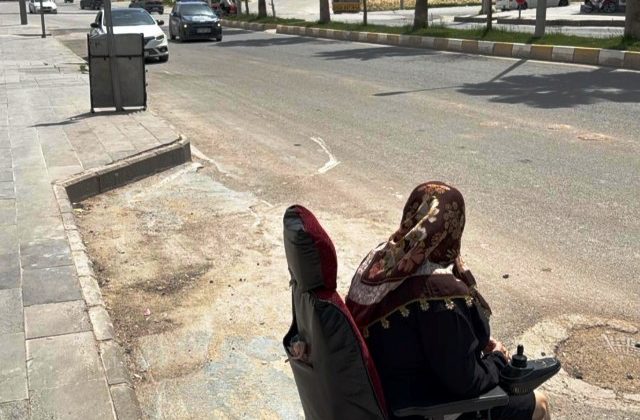 Nusaybin’de engelli kadını minibüse almayan sürücülere tepki