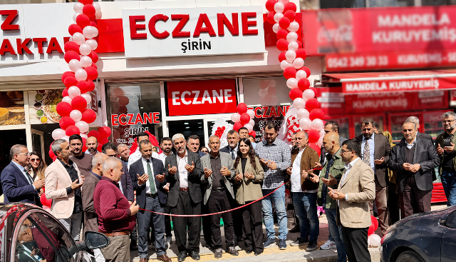 ŞİRİN ECZANESİ DUALARLA HİZMETE GİRDİ