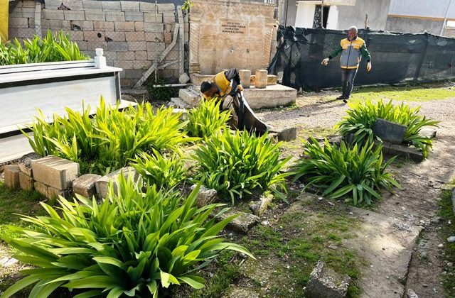 10 İlçede Mezarlıklara Bakım Seferberliği