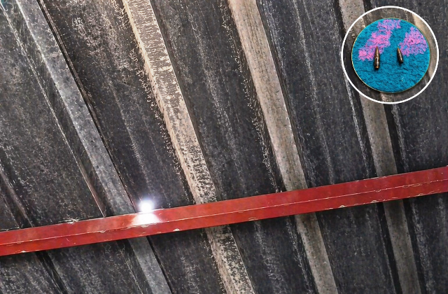 Yorgun mermiler evin damına isabet etti