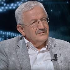 Cuneyt Gokce yazar fotoğrafı