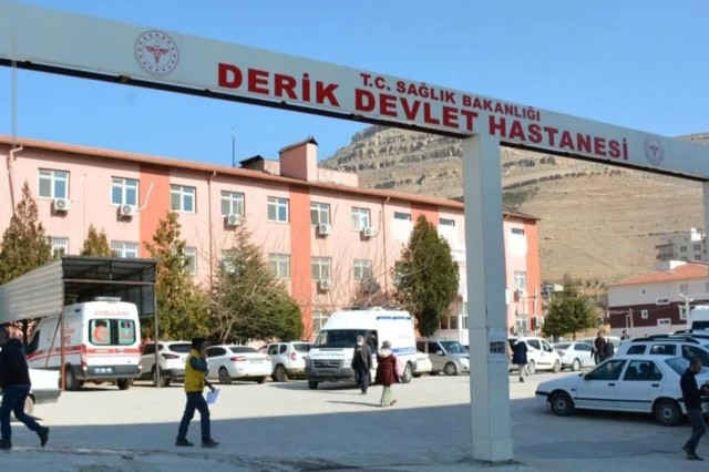 Mardin’in Derik ilçesinde evdeki elektrikli fırından akıma kapılan 18 yaşındaki