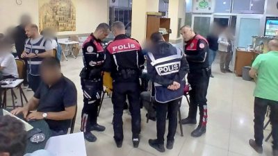Mardin Emniyet Müdürlüğü Asayiş Şube Müdürlüğü ekipleri tarafından Artuklu ilçesinde