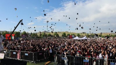 Mardin Artuklu Üniversitesi (MAÜ) 2025-2026 Akademik Yılı Mezuniyet Töreni, öğrenciler