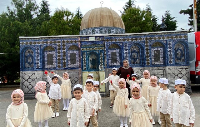 Artuklu ilçesinde 4-6 yaş öğrenciler için düzenlenen etkinlikte, Kur’an-ı Kerim’e